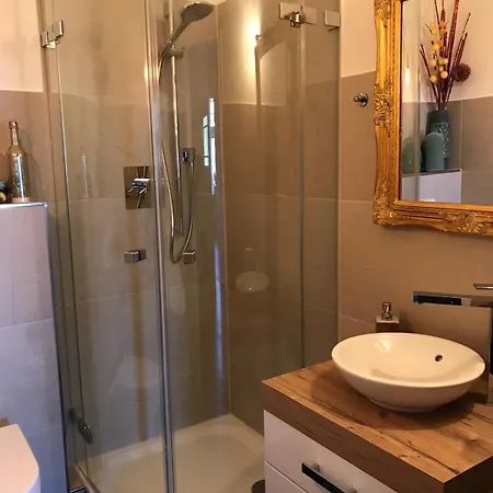 Traumhaft Zentr 2 Apartment